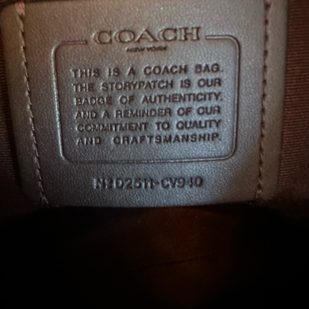 🌹BEAUTIFUL Coach • Teri Signature Leather Canvas Monogram Hobo Bag • EUC - Picture 14 of 15